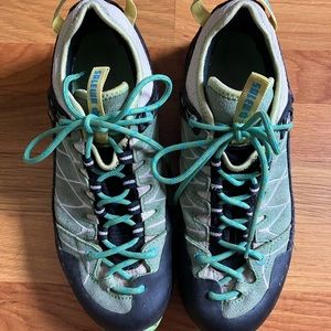 Salewa Approach Shoes